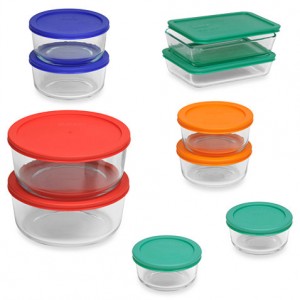 21 Gift Ideas for Healthy Cooks: Pyrex Storage Set