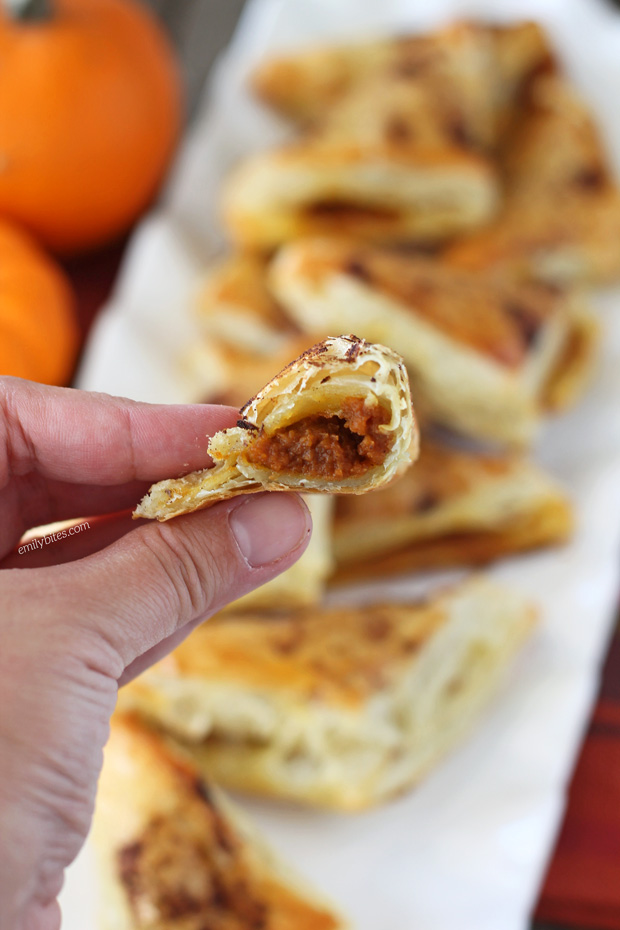 Pumpkin Pie Pastry Pockets