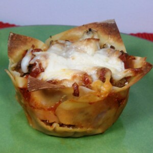 Lasagna Wonton Cupcakes