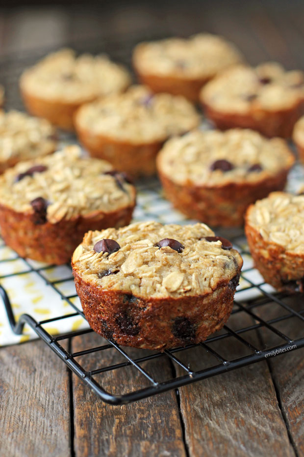 Banana Chocolate Chip Baked Oatmeal Singles Emily Bites