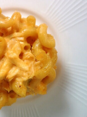 Buffalo Chicken Mac and Cheese Muffin