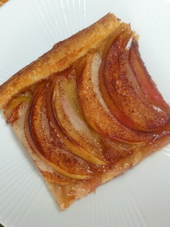 Apple Cinnamon Tart