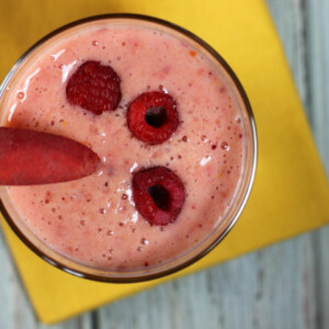 Raspberry Peach Tea Smoothie