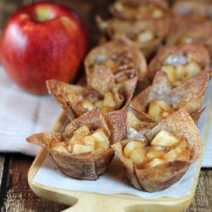 Mini Cinnamon Apple Tart