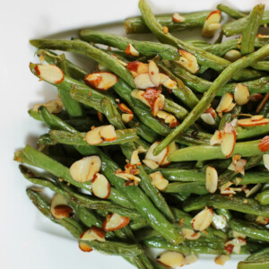 Garlic Roasted Green Beans with Almonds