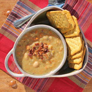 Slow Cooker White Bean Soup