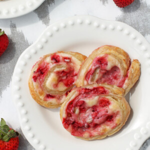Strawberry Cheesecake Pinwheels