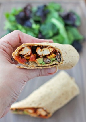 Spicy Southwest Chicken Wraps - Emily Bites