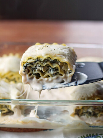 Spinach and Artichoke Lasagna Roll-Ups