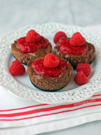 Chocolate Raspberry Cheesecake Cups
