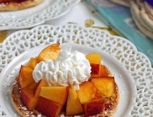 Peaches and Cream Dessert Flats