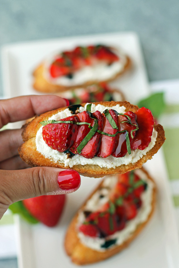 Strawberry Balsamic Bruschetta - Emily Bites