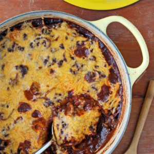 One-Pot Cincinnati Chili Spaghetti Bake