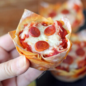Pizza Wonton Cups