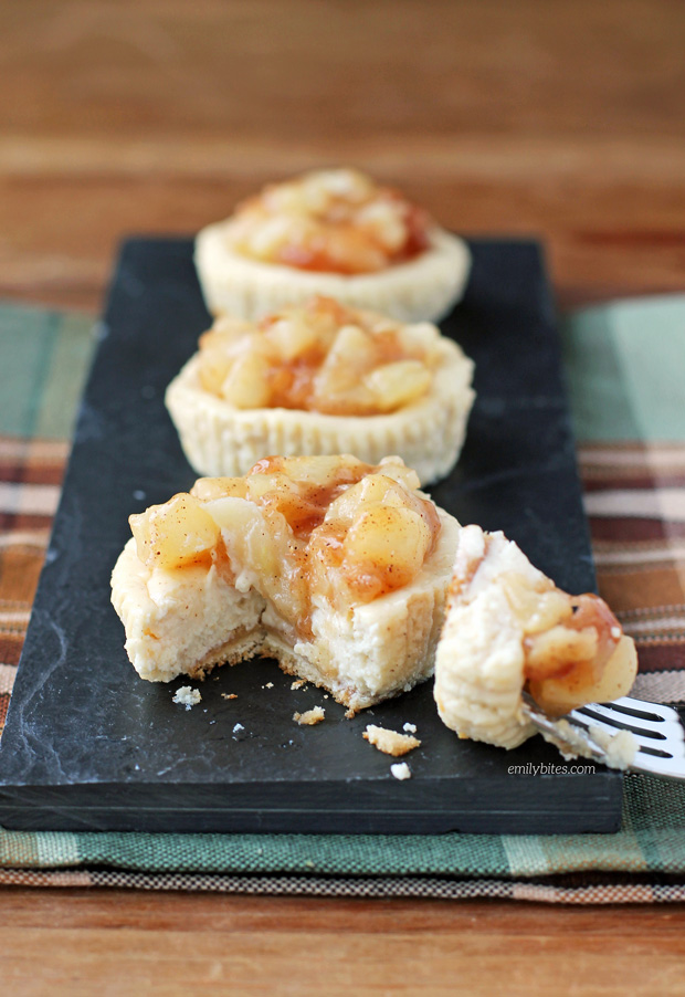 Apple Cinnamon Cheesecake Cups