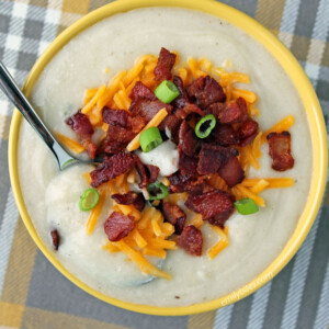 Slow Cooker Loaded Potato and Cauliflower Soup