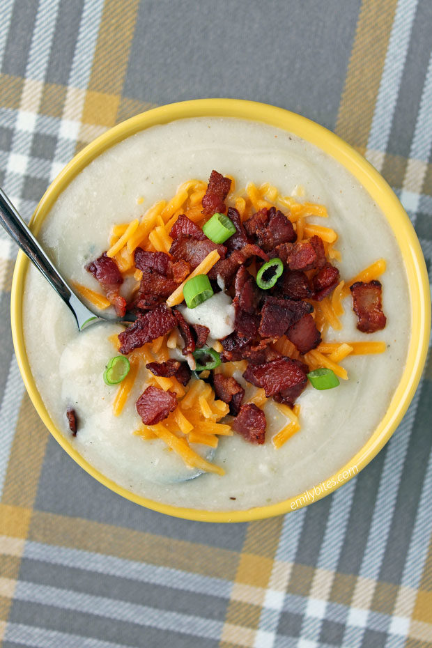 Slow Cooker Loaded Potato and Cauliflower Soup