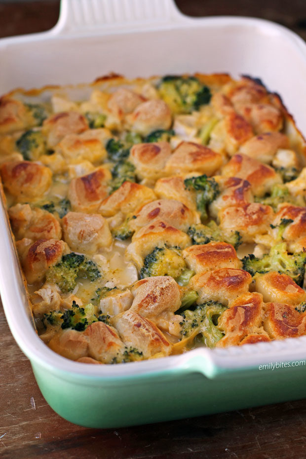 Bubble Up Cheesy Chicken and Broccoli Bake