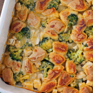 Bubble Up Cheesy Chicken and Broccoli Bake