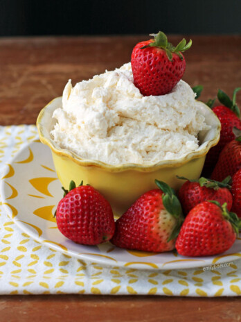 Cheesecake Fruit Dip with strawberries