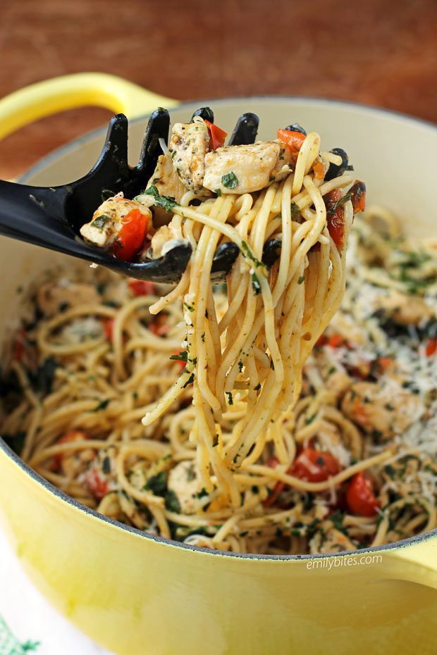 Bruschetta Chicken Pasta on a spoon