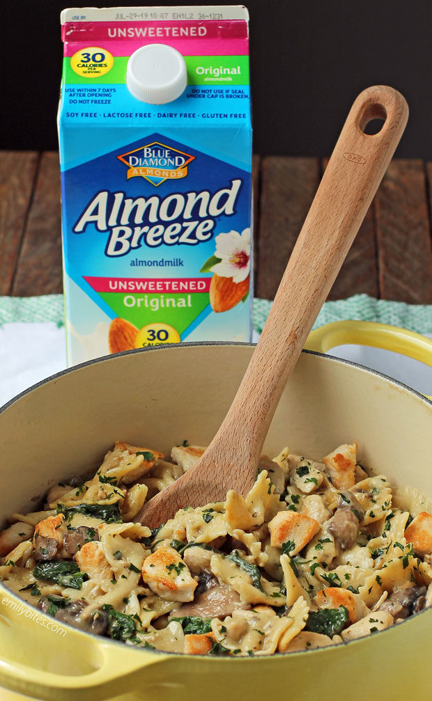 One-Pot Creamy Garlic Chicken Pasta with Almond Breeze