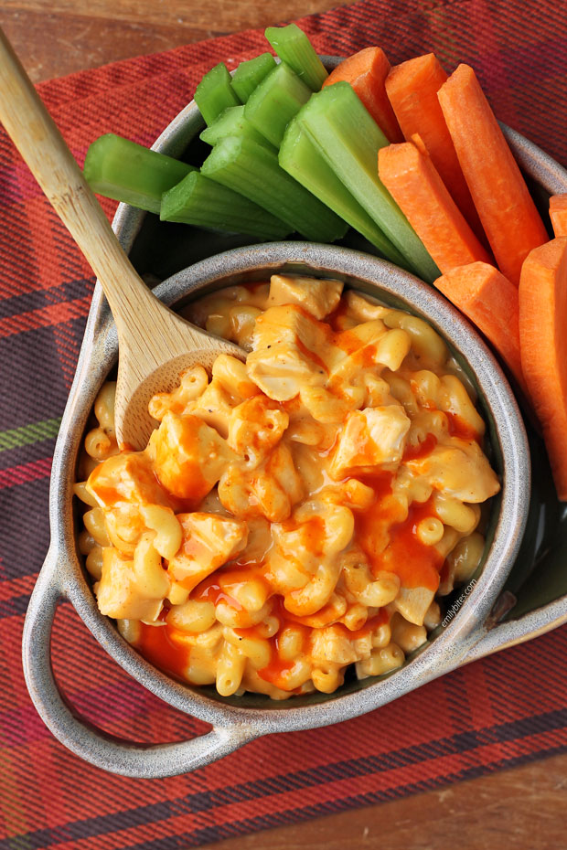 One-Pot Buffalo Chicken Mac and Cheese - Emily Bites