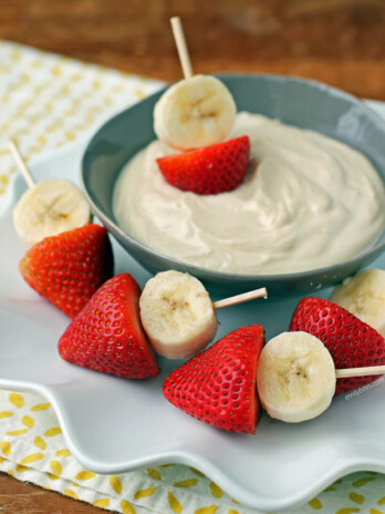 Peanut Butter Yogurt Fruit Dip