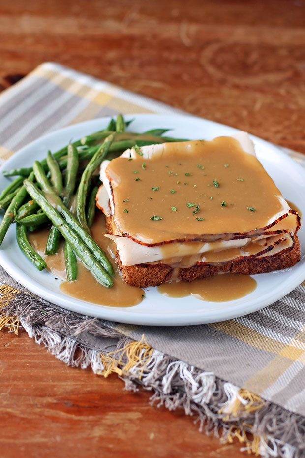 Hot Turkey Sandwich with green beans