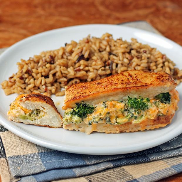 Cheesy Broccoli Stuffed Chicken cut open