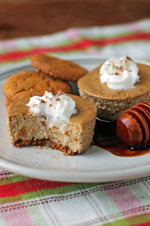 Gingerbread Cheesecake Cups cut open