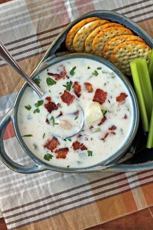 clam chowder soup can