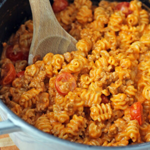 One-Pot Cheeseburger Pasta in the pot