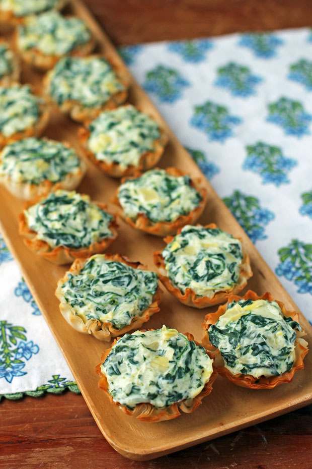 Spinach Artichoke Dip Tartlets on a serving tray