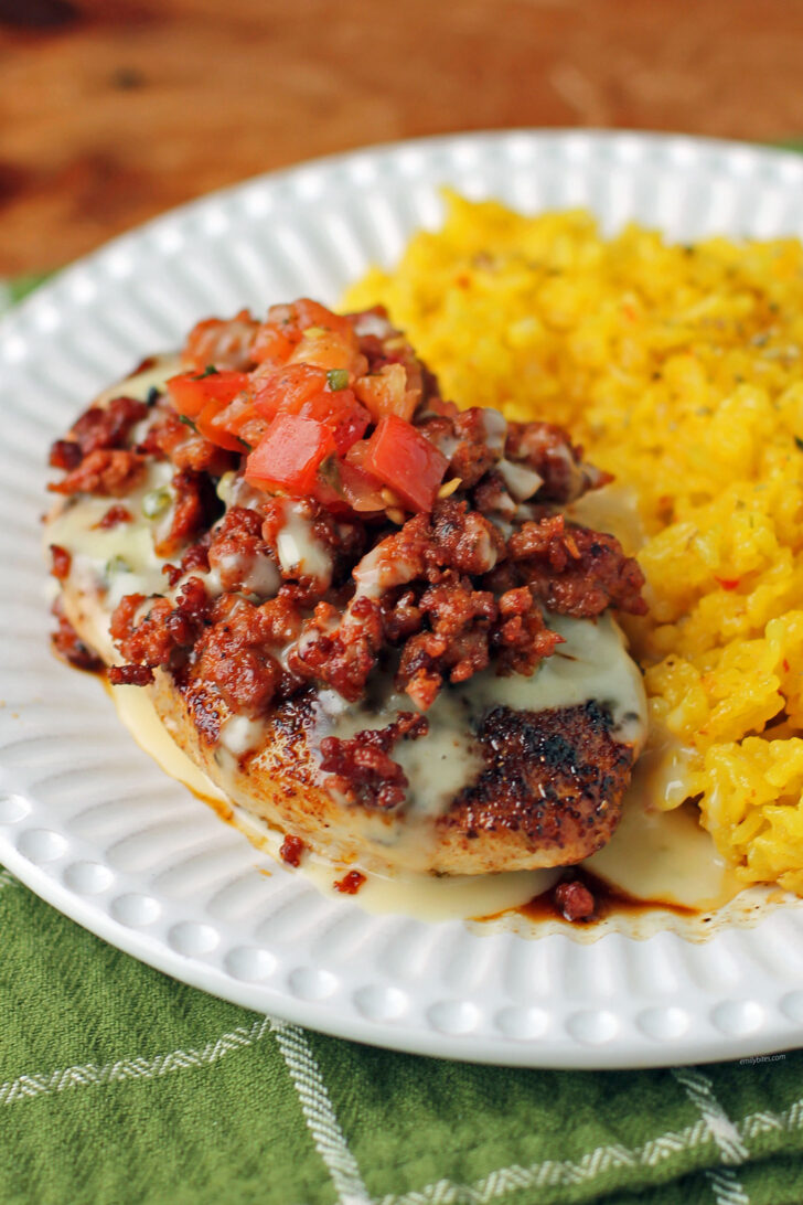Chori Pollo plated with salsa on top