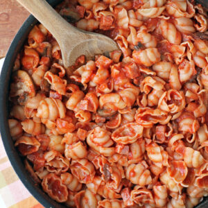 Creamy Tomato Pasta with Ham in the pan