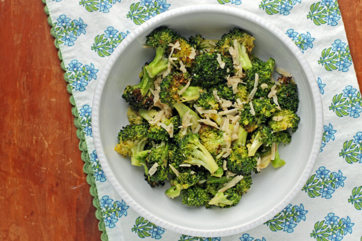 Air Fryer Garlic Parmesan Broccoli overhead shot